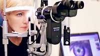 Офтальмологи с России делятся опытом с Западноказахстанскими врачами по проведению уникальных глазных операций