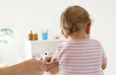 Свыше 2000 детей не получали ни одной прививки из-за отказа родителей